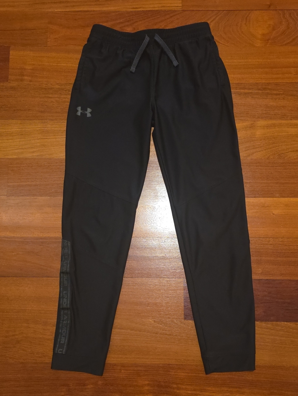 Under Armour Boys Black Athletic Pants, Size  L